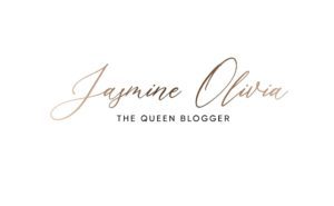 The Queen Blogger