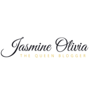 The Queen Blogger
